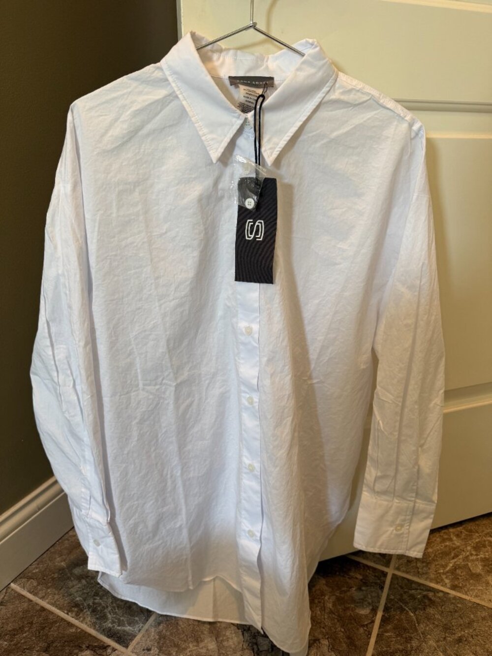 Sans Souci Women's White Button Down - New with tags